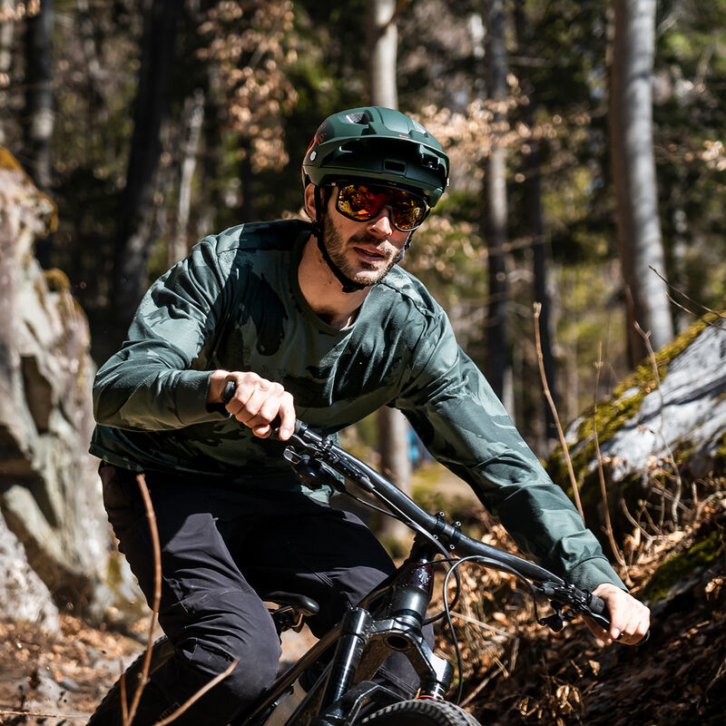 CHRONOSHIELD, Black Matte-Phantom Brown Red, hi-res image number null